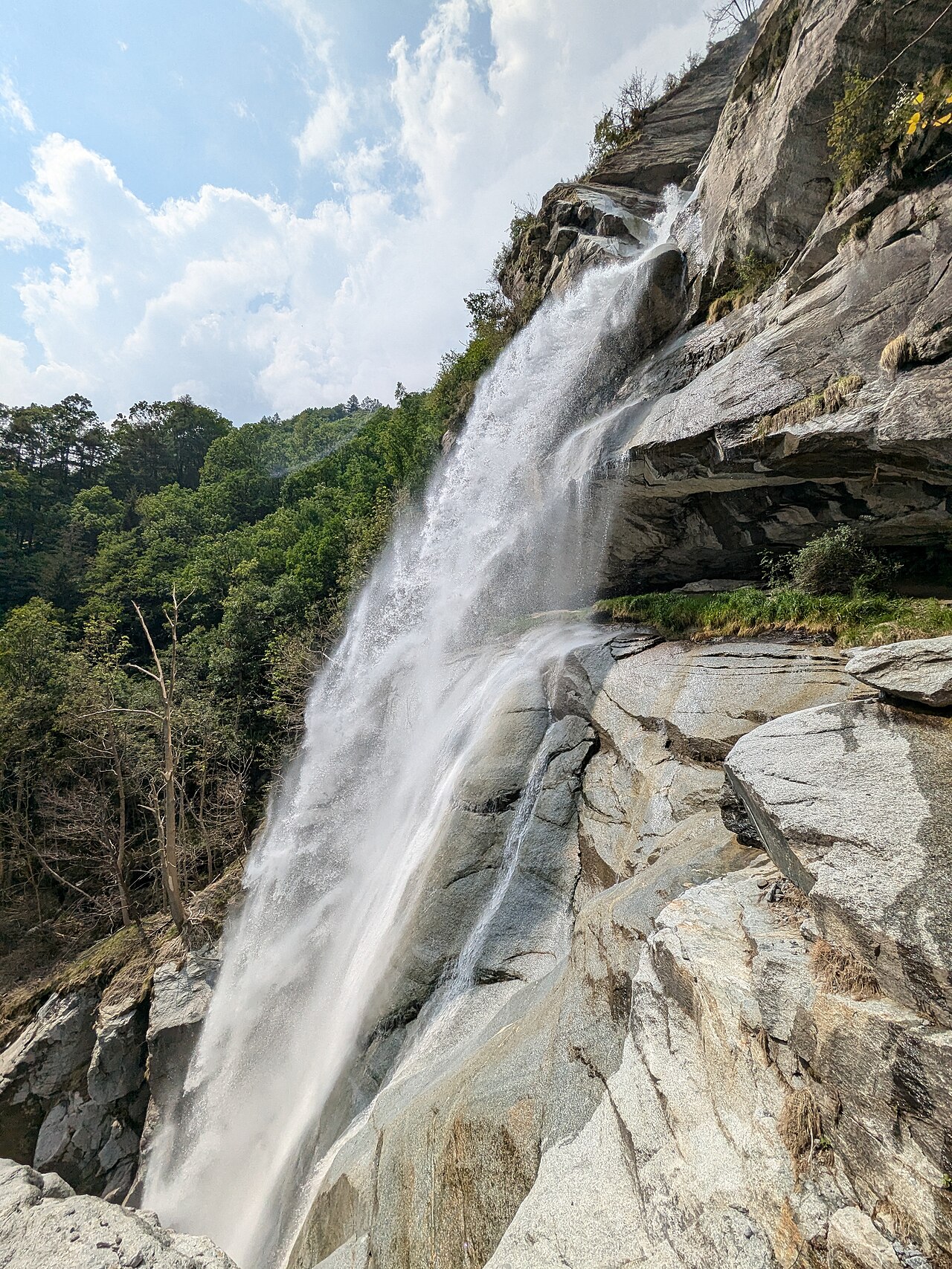 Cascata di Noasca